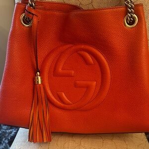~ AUTHENTIC ~Gucci Bold Orange Leather Shoulder Bag